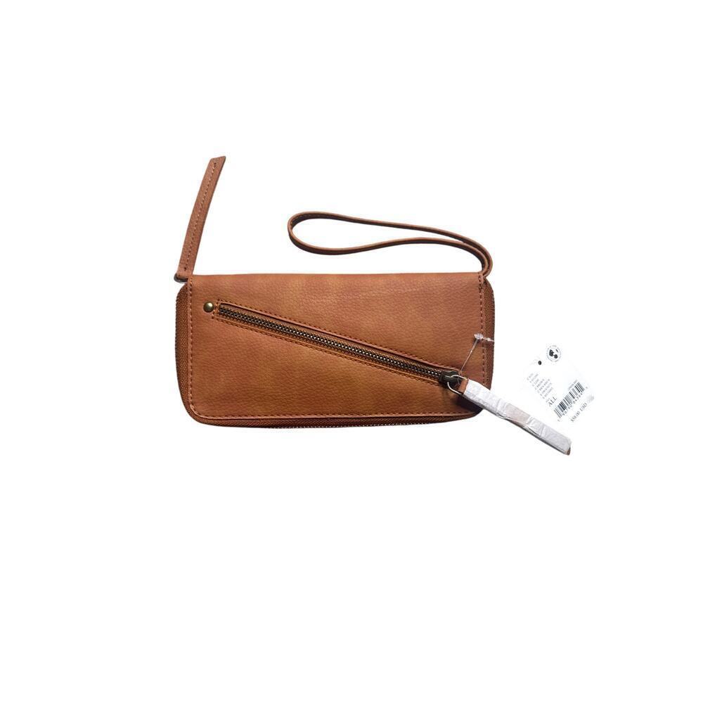 Free People Vegan Brown Leather Wallet Wristlet – NWT – 100% Recycled Material